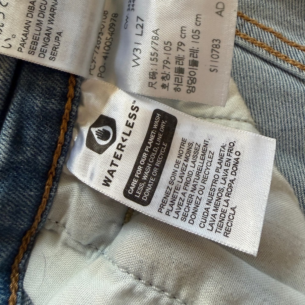 Women’s Levi’s Ribcage cropped flair - Picture 5 of 8